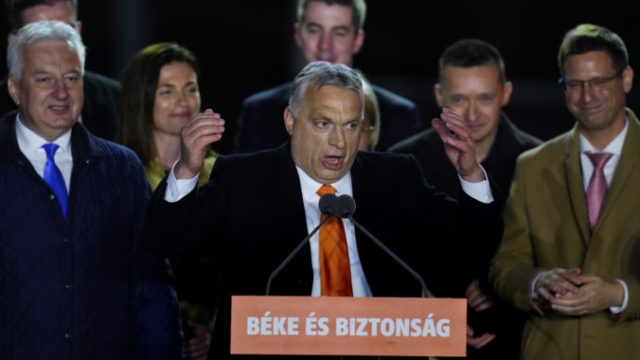482715_aptopix_hungary_election_50896 8e85515521fd40658110d9080a1c51e3 676x451.jpg