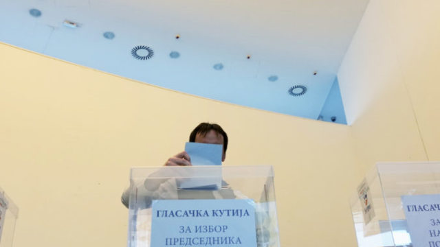 482717_serbia_election_69687 0235813bb79d41fe82cfb47fd7e9e910 676x451.jpg