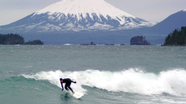 483430_alaska_volcano_37235 ed4a58939e6a4db089518f9dbb3e4926 676x431.jpg