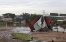 483463_south_africa_kwazulu_natal_floods_22113 2d177ded9aeb4dfb8adde163dd0571c9 676x432.jpg