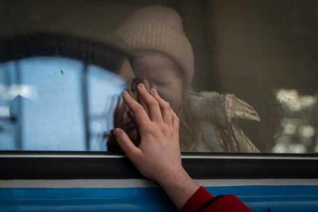 483802_russia_ukraine_war_refugees_5_million_photo_gallery_60556 d4359439cbeb4a269eb5f8499b8e8e2e 676x451.jpg