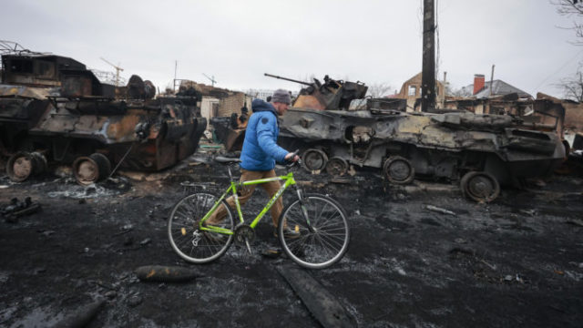 484059_aptopix_russia_ukraine_war_93090 03b545cfc8414f608bf37d2ffc8cc8d4 676x392.jpg