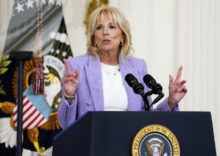 484494_jill_biden_95350 ef1bc52853bb44199f67a6a626a33303 676x478.jpg