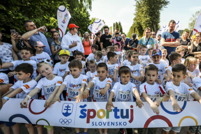 484685_sportuj slovensko 2 676x451.jpg
