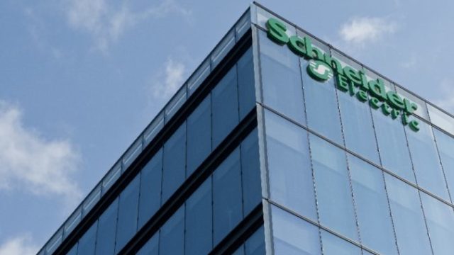 484805_schneider electric 1 676x449.jpg