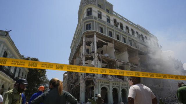 484875_cuba_hotel_explosion_92949 cdb5eb9573fd45b083ccec6fe24d12a0 676x451.jpg