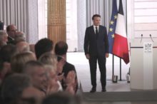 484902_macron 676x450.jpg