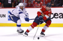 485611_lightning_panthers_hockey_01749 c6666a6dcdbf40cf9967c8659110ea45 676x443.jpg