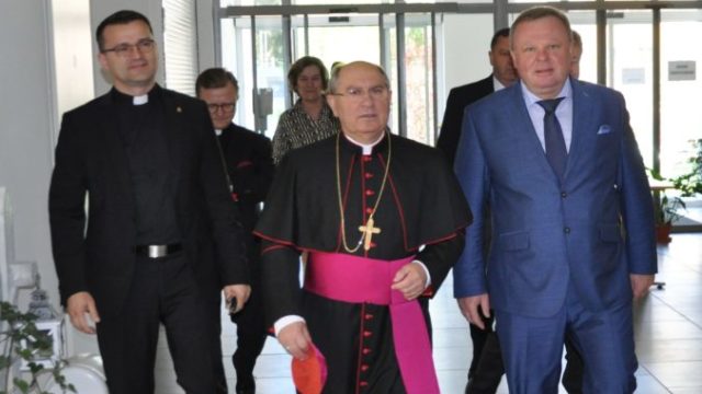 485668_zvrk katolicka univerzita koniec roka 1 676x424.jpg