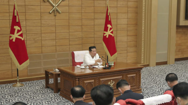 486326_virus_outbreak_north_korea_32805 16c3d910a31b442395d1bc93a327e10b 676x451.jpg