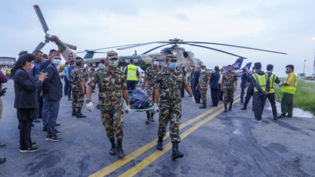 486418_nepal_plane_crash_69095 15f442f3c9b94d72b6df8adddc16aab1 676x451.jpg