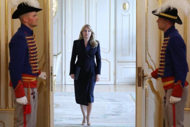 486908_a aputova zuzana prezidentka 676x451.jpg