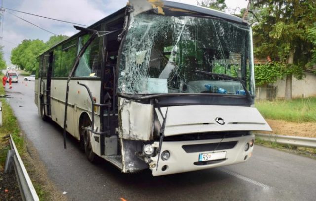 487026_autobus 676x430.jpg