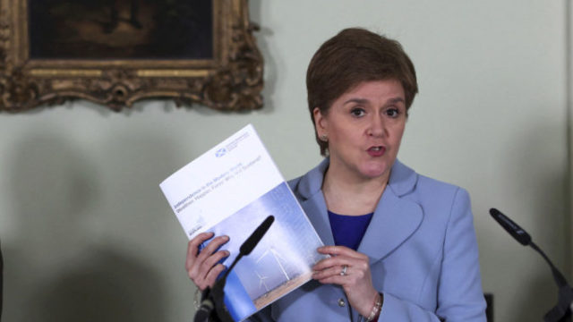 487376_britain_scotland_94421 32fa2b195f224e37a1d06b5e69a81117 676x451.jpg
