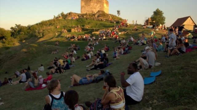 487942_filmova noc na hrade 676x450.jpg