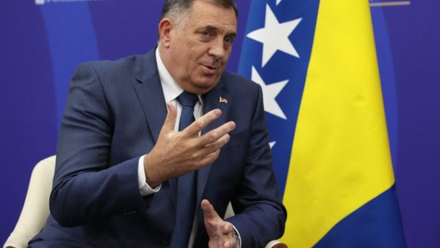 488041_russia_economic_forum_86042 db91f4c064ab453a8609a7ba2ec32a95 676x459.jpg