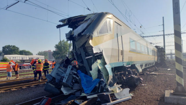 488043_vlak 676x429.jpg