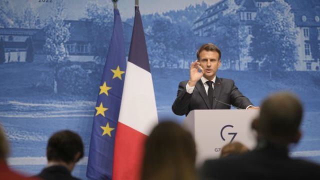 488131_emmanuel macron 676x458.jpg