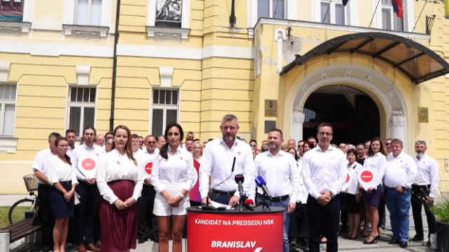 488147_becik 676x374.jpg