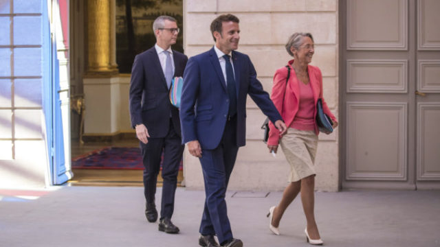 488451_france_cabinet_reshuffle_37612 bb428bc911214b388488da77c163343c 676x451.jpg