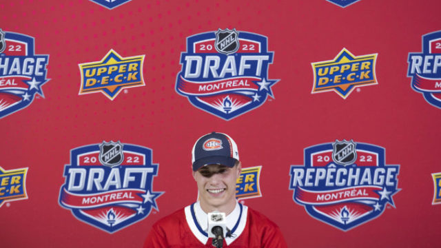 488633_nhl_draft_hockey_89478 bd3bc91490c5467f8ef6ec0dba820057 676x462.jpg