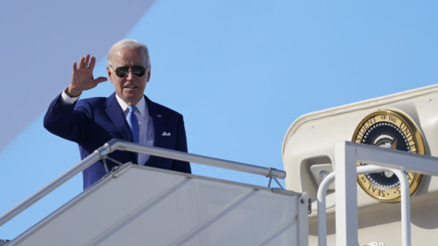 489115_biden_us_mideast_59422 32aceeea64cd413993d9ba30995e5ed7 676x451.jpg