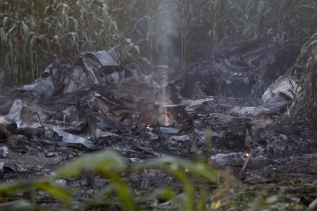 489129_greece_plane_crash_53789 b1a1d950f25346be9715985df29c24c6 1 676x450.jpg