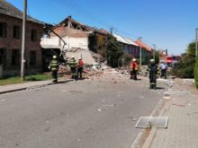 489202_fx8tuefxgau3i86 676x507.jpg