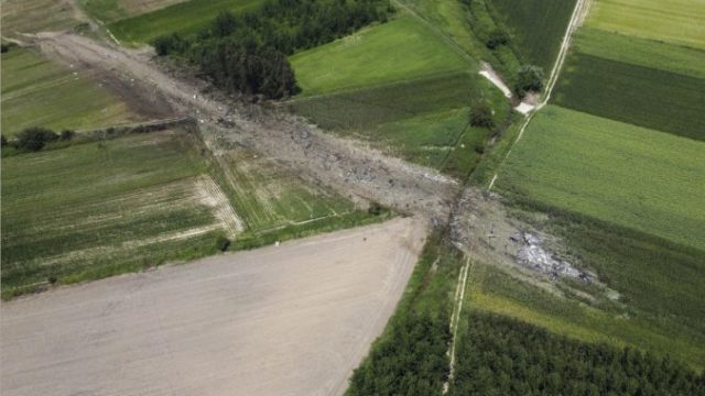 489220_greece_plane_crash_61891 e266adf33b024f189aaf976f6b7a4331 676x406.jpg
