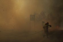489530_europe_wildfires_explainer_04974 b6373ffae82c4182916ed7a01b86a5e3 676x451.jpg