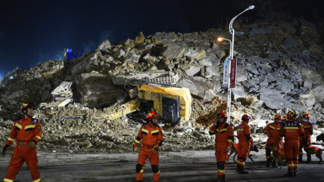 489538_china_landslide_78395 51d8d6dc097f41c7adaa9c76e71cd9f7 676x451.jpg