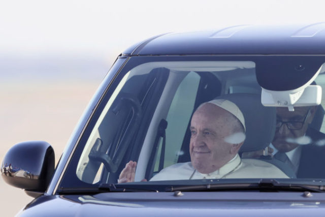 489582_italy_pope_canada_45093 f4573acd042149599e32b9530db4bd01 676x451.jpg