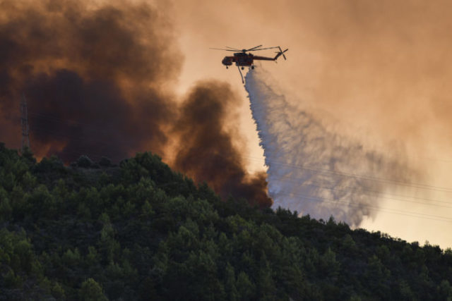 489592_greece_wildfires_70344 8cf80ad2df2e4558bfae4e04ae92ad0b 676x451.jpg