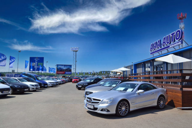 489836_aaa auto_pobocka 676x451.jpg