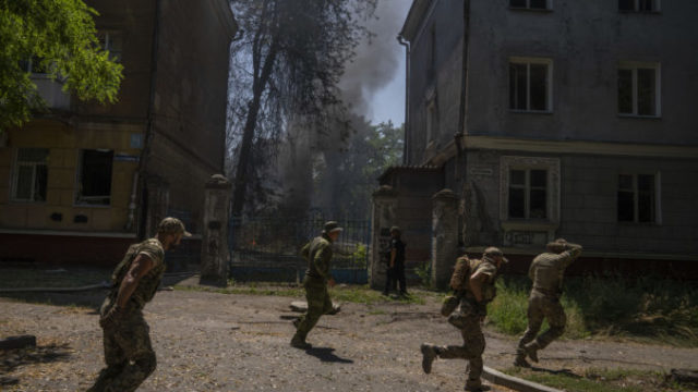 490148_russia_ukraine_war_90573 f6f644fb8f08461cbea9025c62e6168c 676x451.jpg