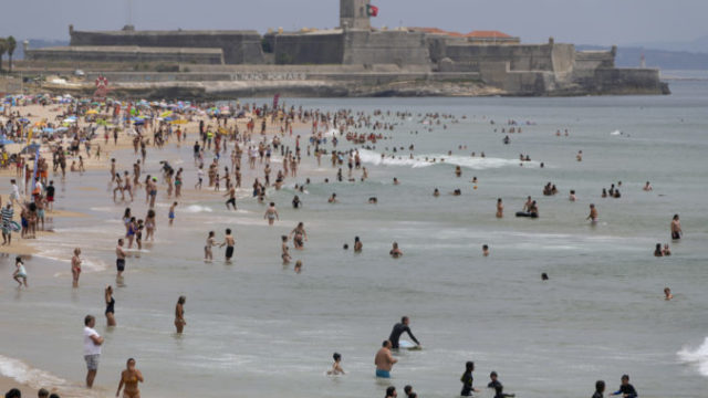 490191_portugal_weather_30397 c5ed35ba9f7d46ebb778f57464091e87 676x451.jpg
