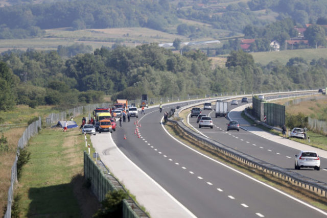 490225_croatia_bus_crash_27298 ae87e820b06d4601ba4c7563c7a29aee 676x451.jpg
