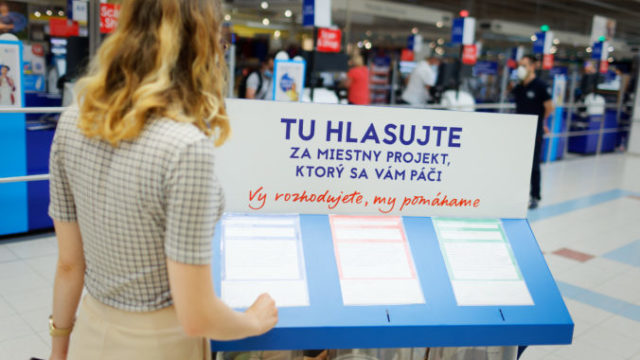 490433_tesco vrmp hlasovanie 676x447.jpg