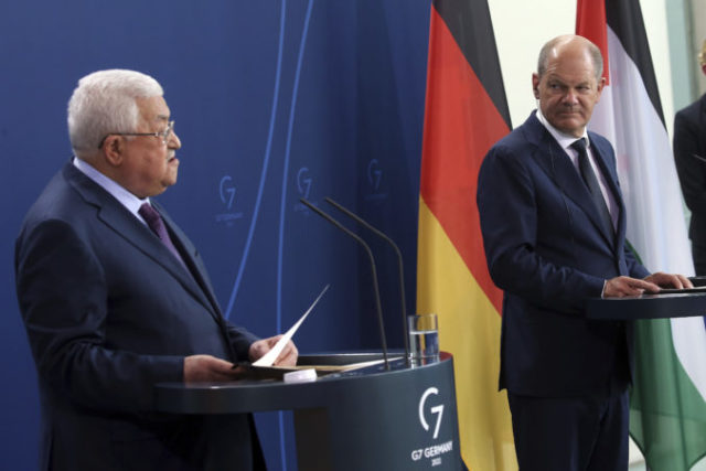 490804_germany_palestinians_israel_54000 c86c048e5be645118a077a80f8854df5 676x451.jpg