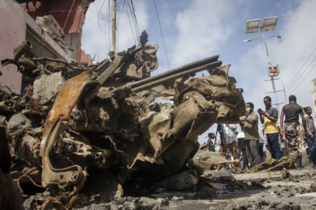 491063_somalia_extremist_attack_28840 0de3b7dfae444d7cb6bd9be8cf5b8d49 676x451.jpg