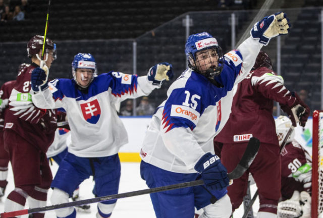 491214_canada_world_junior_hockey_slovakia_latvia_01922 b18e40a202fe42a881793864af5cd597 676x456.jpg