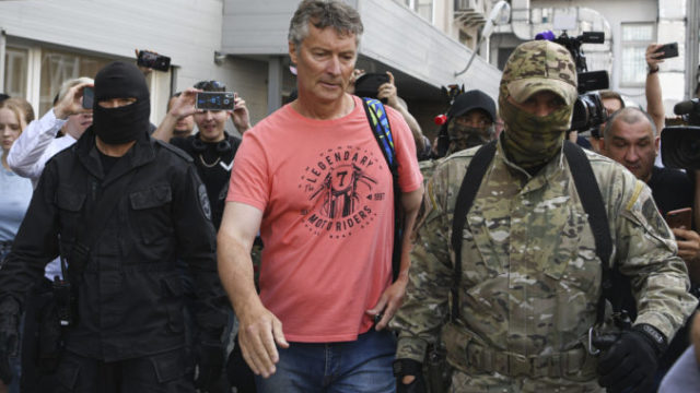 491249_russia_ex mayor_arrested_78297 6adb3624638245318774f37b8316923d 676x451.jpg