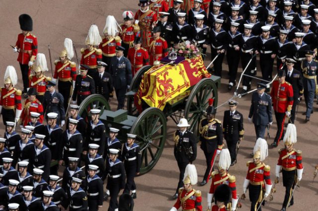 493365_britain_royals_funeral_48961 90086bbc69584a1ca5bb63cc9f72bb55 676x449.jpg