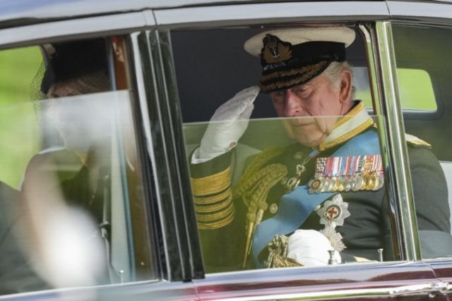 494087_britain_royals_70976 47f3657413b74389b7db81fb09ebd347 676x451.jpg