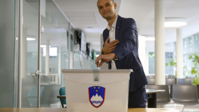 494749_slovenia_election_10436 c1f5d64591994f1fbf5fec845dd5514e 676x439.jpg