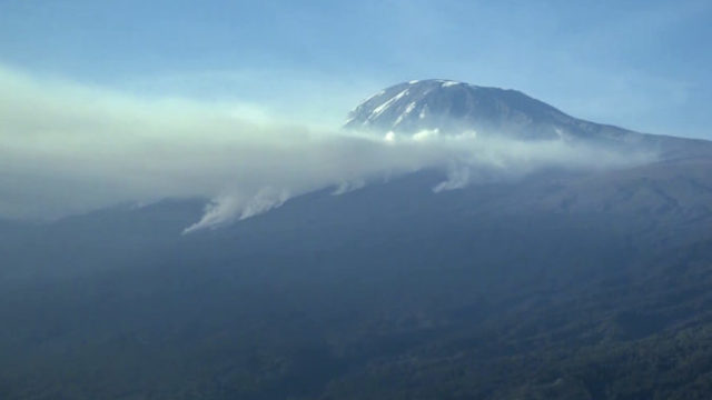 495278_tanzania_mt_kilimanjaro_fire_06147 2d06c19690b843c69b2e1e94384a9455 676x415.jpg