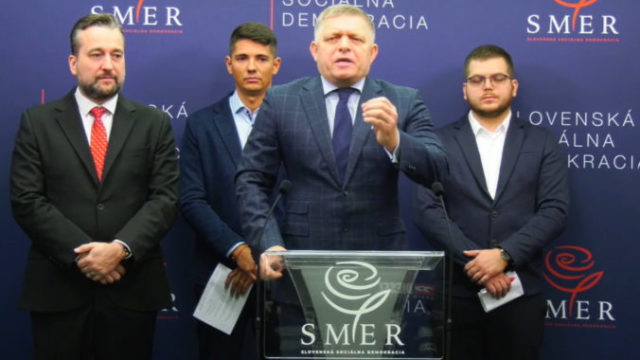 495317_fico22 676x467.jpg