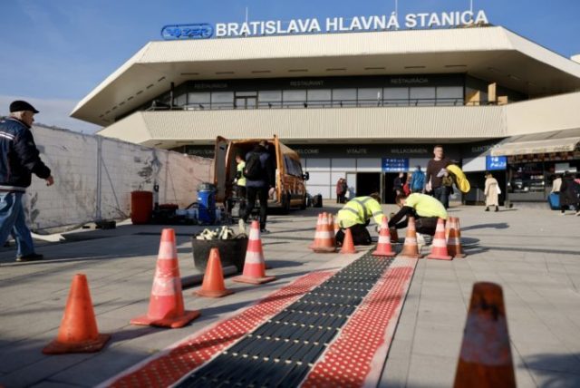 495513_hlavna stanica stanica bratislava vallo 676x452.jpg