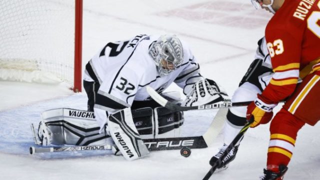 495854_adam ruzicka nhl calgary flames los angeles kings 676x516.jpg