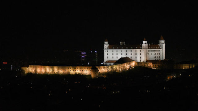 495958_01 1 1 676x451.jpg
